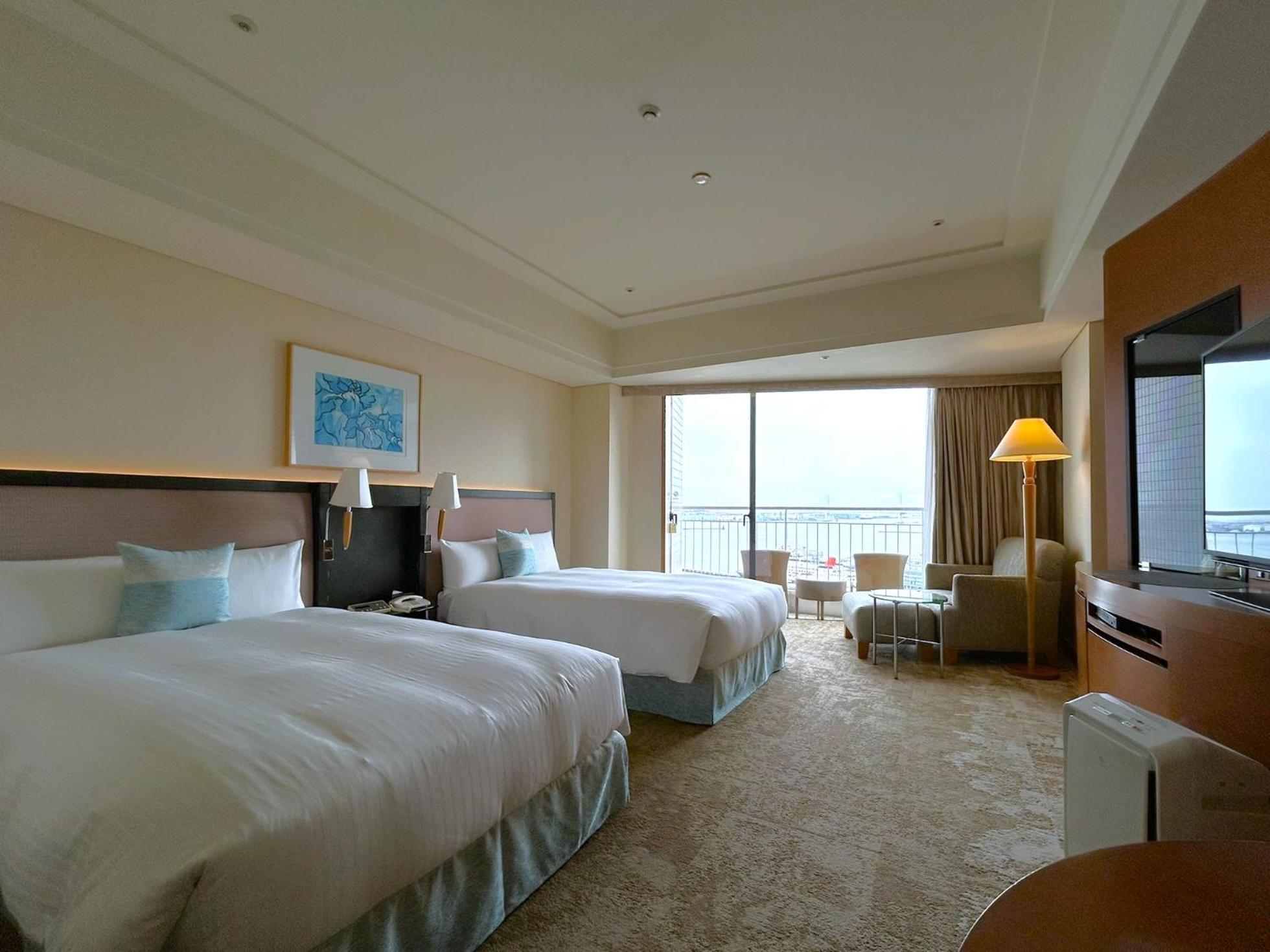 The Yokohama Bay Hotel Tokyu Экстерьер фото